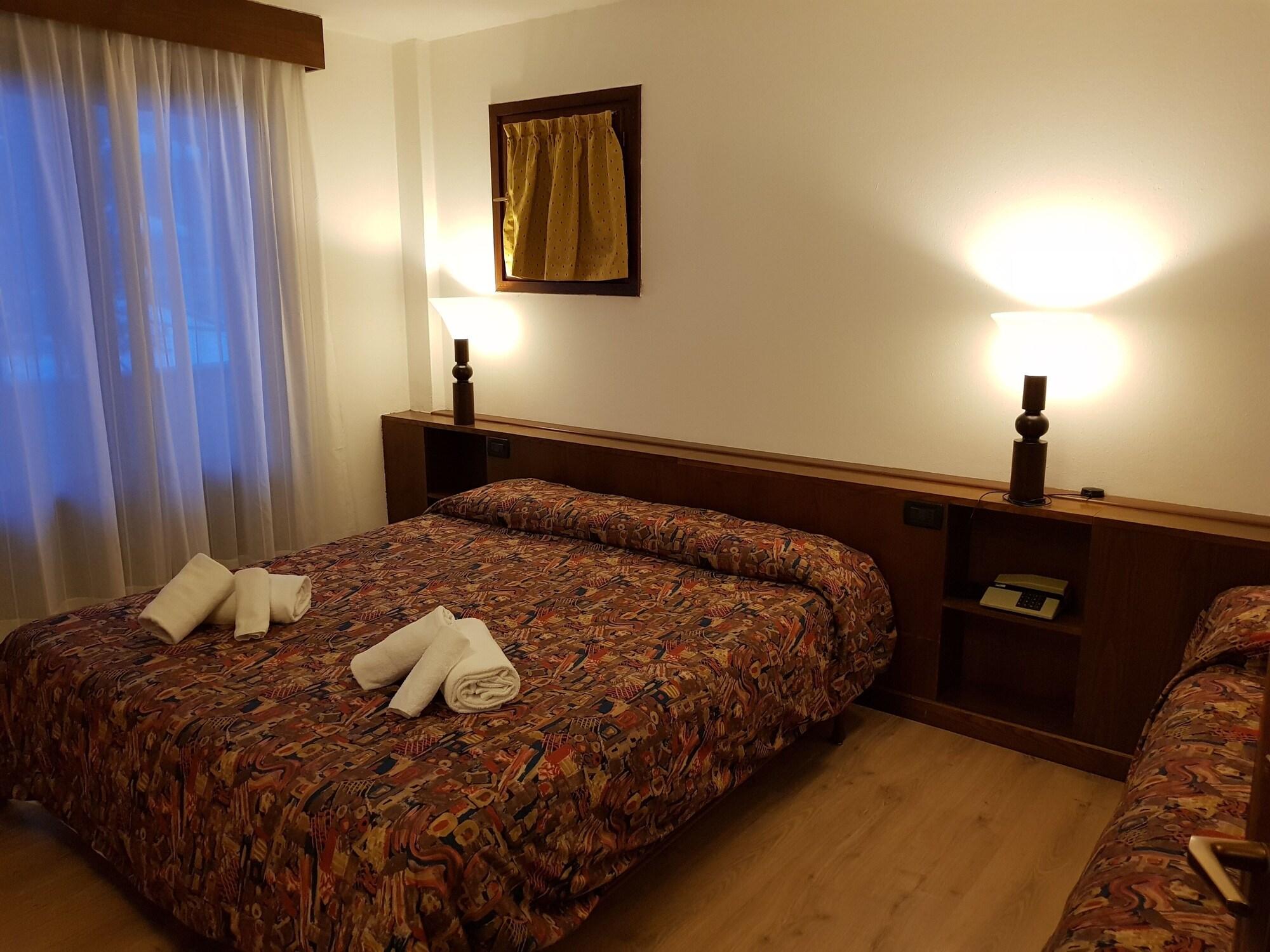 סנטה קתרינה ואלפורבה Hotel Alle Tre Baite מראה חיצוני תמונה
