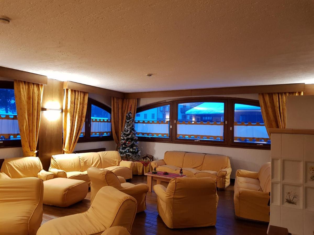 סנטה קתרינה ואלפורבה Hotel Alle Tre Baite מראה חיצוני תמונה