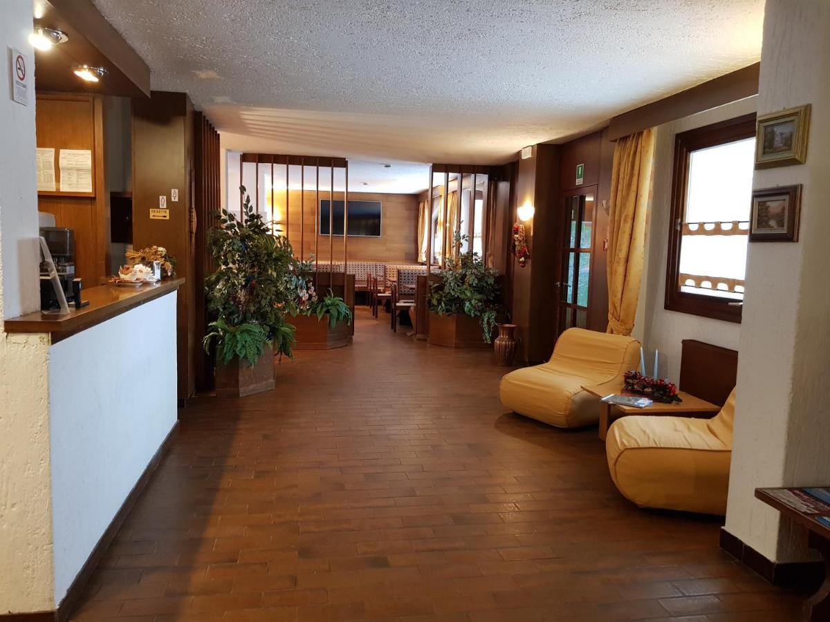 סנטה קתרינה ואלפורבה Hotel Alle Tre Baite מראה חיצוני תמונה