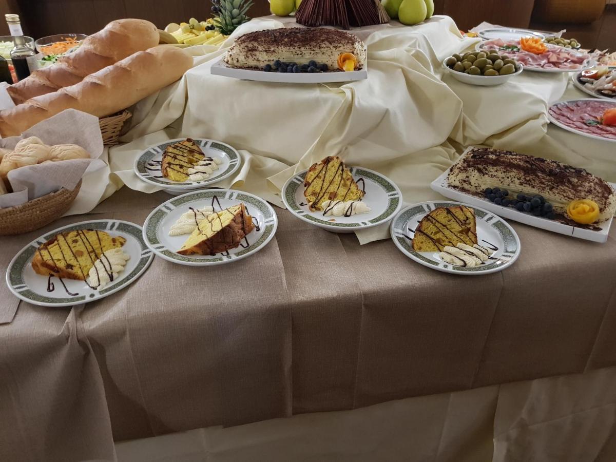 סנטה קתרינה ואלפורבה Hotel Alle Tre Baite מראה חיצוני תמונה