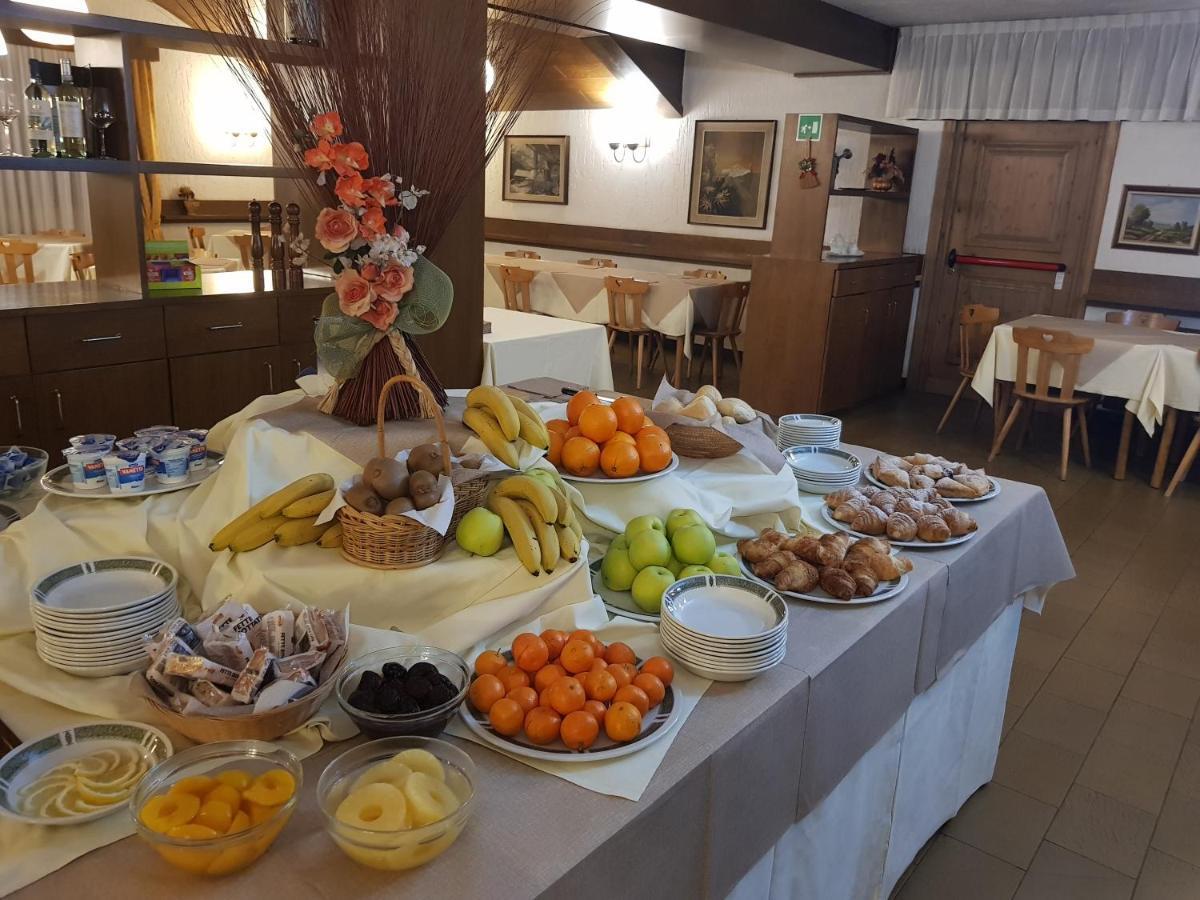 סנטה קתרינה ואלפורבה Hotel Alle Tre Baite מראה חיצוני תמונה